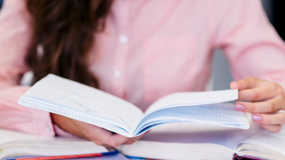 Enroll-u |¿En qué consiste la carrera de pedagogía y en qué puede ...